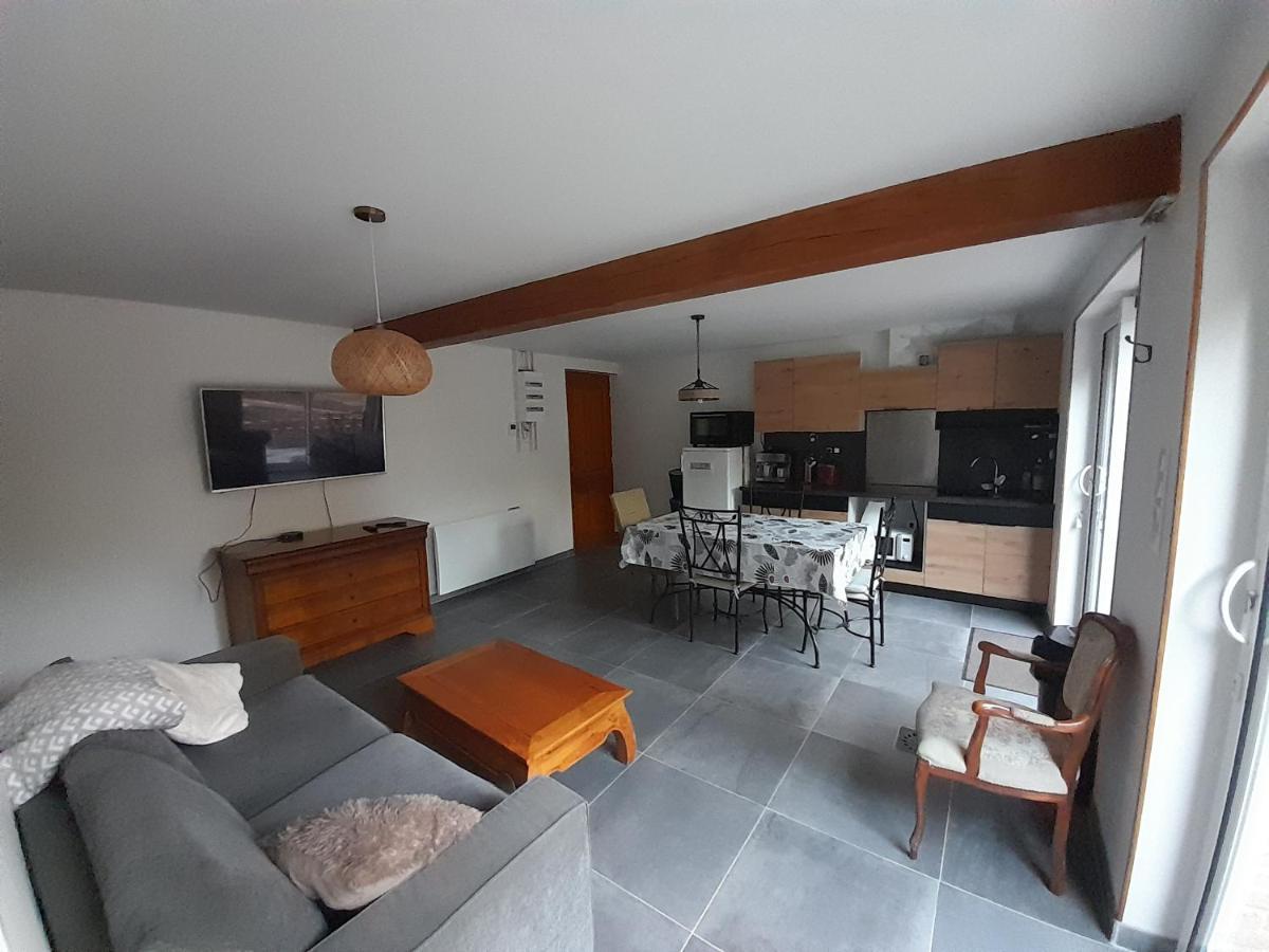 Appartement Sur Jardin Au Calme A Pernes 1 Chambre Exterior foto